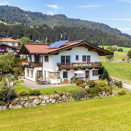 Blick Ins Brixental アパート ホップフガルテン・イム・ブリクセンタール
